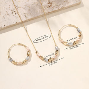 ชุดเครื่องประดับเจ้าสาวแบบปากีสถานประดับลูกปัดระยิบระยับ 3 สีจาก Kinnear Wholesale ต่างหูแบบห่วงสีชมพูและสีเงินพร้อมสร้อยคอสำหรับผู้หญิง - Product Image 4