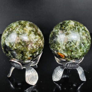 Esferas de Mica Verde Pulida de Alta Calidad al por Mayor, Piedra de Cristal Feng Shui de 6-7cm para Decoración del Hogar, Regalos de San Valentín, CrystalHola - Product Image 6