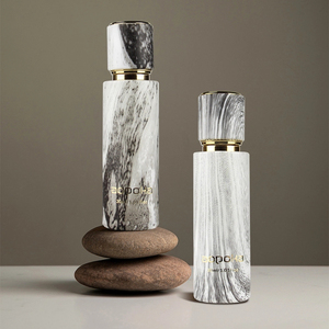 ชุดของขวัญน้ำหอมกลิ่นเผ็ดสำหรับผู้ชายชุดของขวัญน้ำหอมกลิ่นเผ็ดระดับพรีเมียมสำหรับสวมใส่ทุกวันในสไตล์หมอก - Product Image 1