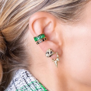 Micro pavimenta cz spike cerchio orecchino ad anello splendido <span class=keywords><strong>della</strong></span> roccia punk dei monili di modo - Product Image 2