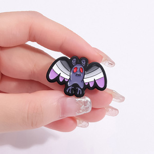 LGBT Sexual Minority Bat Colorful Red eyes Bat Animal Witch Funny Enamel Brooch Hat Clothes émail revers pin - Product Image 2