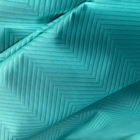 Microfibre brossé peau de pêche tissu de teinture en relief en gros personnalisé hometextile