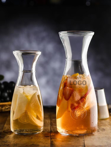 Carafe à jus en verre 1 litre, logo personnalisé - Product Image 5