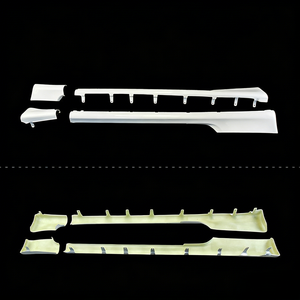 Faldones laterales de fibra de vidrio estilo OE para Nissan Skyline R34 GTR 1998-2002 - Product Image 3
