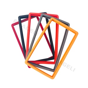 Vente directe usine – Étui de transport transparent pour cartes gradées en caoutchouc/silicone avec logo personnalisé - Product Image 4