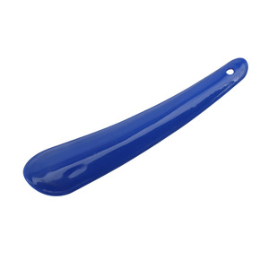 Plastic Shoehorn Ergonomic Design <b>For</b> Easy <b>Shoe</b> Wearing Suitable <b>For</b> <b>Elderly</b> And Pregnant Women - Product Image 3