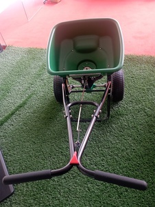 Aplicador <span class=keywords><strong>de</strong></span> Fertilizante Granular Manual Autopropulsado Multifuncional, Herramienta Agrícola <span class=keywords><strong>de</strong></span> Alta Productividad para Granjas y Uso Doméstico, <span class=keywords><strong>Precio</strong></span> <span class=keywords><strong>de</strong></span> Depósito - Product Image 4