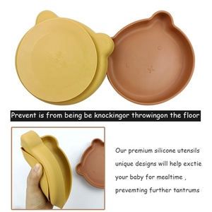 Assiette personnalisée en silicone pour bébé avec bavoir, imperméable, facile à nettoyer, de qualité alimentaire, sans BPA, vaisselle pour repas des tout-petits - Product Image 5