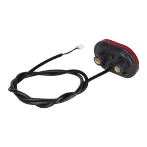 Luz Trasera Original para Patinete Eléctrico Mi 6 Lite, Estándar Europeo, con Luz de Freno y Orificios de Montaje - Product Image 6