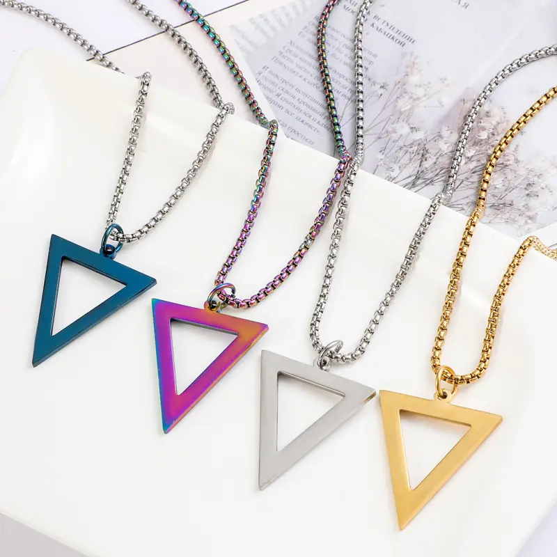 Collier triangle géométrique en acier inoxydable collier pendentif homme accessoires personnalisés Colliers Bijoux Cadeau