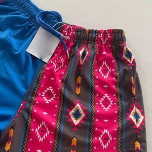 Shorts de pêche et de rugby vintage amusants, respirants, à séchage rapide, avec poches imprimées par sublimation personnalisée et fermeture éclair - Product Image 4