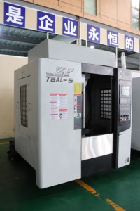 Trung Quốc Nhà cung cấp <span class=keywords><strong>5</strong></span> trục tự động độ chính xác cao T6AL-<span class=keywords><strong>5</strong></span> kim loại CNC Máy phay dọc trung tâm gia công để bán - Product Image 3