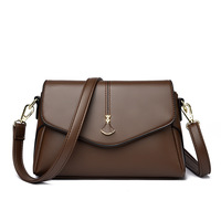 Sac 2026 Nouveau Petit Sac Carré Polyvalent à Bandoulière Grande Capacité pour Trajet Quotidien Sac à Main en Cuir Souple pour Femme d'Âge Moyen
