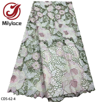 Tissu en dentelle guipure à motif floral élégant, dentelle crochetée, pour la confection de vêtements