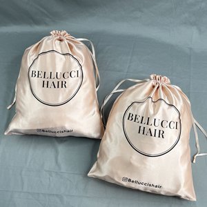 Bolsas de Satén Rosa Nude Personalizadas con Cordón, Bolsa de Satén de Seda con Logotipo Impreso en Negro para Empaque de Pelucas, Bolsa de Regalo para Almacenamiento de Extensiones de Cabello - Product Image 3