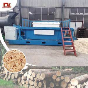 Machine à fabriquer des copeaux de bois de biomasse horizontale certifiée CE 3t/h pour la litière des chevaux - Product Image 1