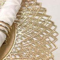 Napperons dorés, sets de table, sous-plats, dessous de verre, tapis de table ronds modernes pour la décoration de table de salle à manger, de mariage ou de ferme