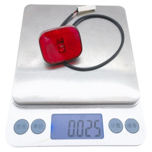 Feu arrière pour trottinette électrique <span class=keywords><strong>Ninbot</strong></span> Max G2 Pièces détachées Accessoires - Product Image 5