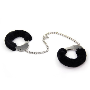 High Quality Furry <strong>Fluffy</strong> Metal Handcuffs and Furry Ankle <strong>Cuffs</strong> for Fetish Erotic Toy Sm Handcuff - Product Image 2