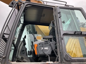 حفارة زاحفة كبيرة رسمية من XCMG بسعة 70 طن طراز XE700GK، حفارة مستعملة بحالة جيدة - Product Image 5
