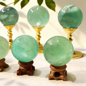 Boules de cristal de fluorite verte naturelle brute, sculptées, attirent l'attention, pour la décoration intérieure - Product Image 4