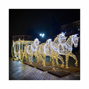 Decoración Navideña Impermeable IP65 con Marco de Hierro, Carruaje de Calabaza con Caballo LED, Fácil Instalación para Uso en Exteriores - Product Image 1