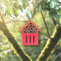 Boîte à coccinelles et maison des abeilles
