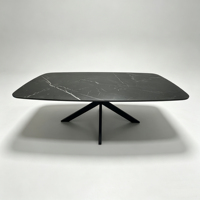 Table basse en MDF plus épaisse, couleur bois naturel, avec pieds en métal noir, en vente