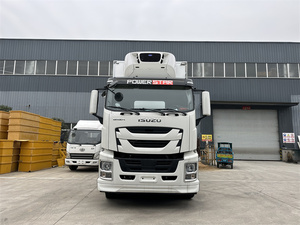 <span class=keywords><strong>Camion</strong></span> frigorifique Isuzu GIGA 8x4 à conduite à gauche avec pneus de <span class=keywords><strong>35</strong></span> tonnes équipés de carburant diesel - Product Image 5