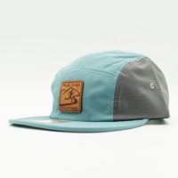 Casquette de Trail Légère Personnalisée avec Patch en Cuir Respirant à Cinq Panneaux avec Dos en Polyester Velcro Casquette de Coureur Non Structurée