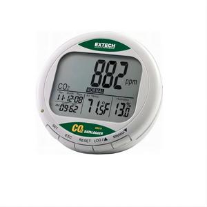 Moniteur et enregistreur de données de la qualité de l'air intérieur Extech CO210 avec écran LCD, plage de mesure de 0 à 9999 ppm, jusqu'à 15 999 points - Product Image 1