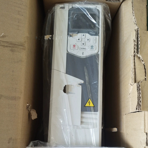 Variador de Frecuencia ACS800/ACS880/ACS510/ACS530/ACQ580 3AXD50000038960 ACS580-01-026A-4 Nuevo y Original, 1 Año de Garantía - Product Image 1