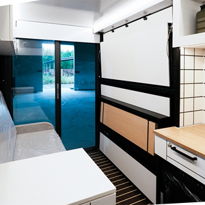Kits Interiores Ligeros para Autocaravanas Qian, Conversiones de Autocaravanas Cómodas - Product Image 1