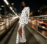 Robe longue de soirée élégante noire à pois, manches longues, avec torsion latérale, fente haute, coupe ajustée, pour femme, idéale pour mariage ou événement de luxe