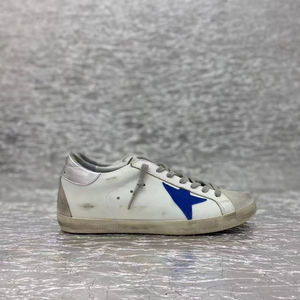 Zapatos para caminar de la marca GGBD, lujosos y a la moda, de cuero genuino, con cordones desgastados, logo dorado, decoración de estrellas, zapatos casuales. - Product Image 6