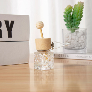 Manufacturers Direct Engraved Screw Cap Glass <strong>Car</strong> Perfume Bottle <strong>Diffuser</strong> for <strong>Car</strong> Air Conditioning Outlet <strong>Clip</strong> - Product Image 2