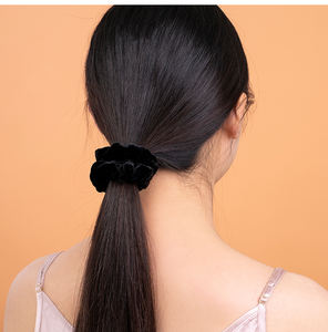 ที่มัดผมกำมะหยี่ผ้าไหมสำหรับผู้หญิงขนาด2ซม. ยางรัดผมแบบยางยืดมัดผมหางม้าที่มัดผมกำมะหยี่ - Product Image 2