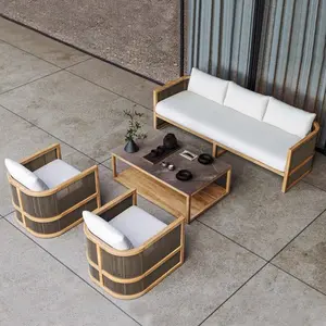 Sofa rotan jati luar ruangan mewah, Set Sofa teras kayu Solid santai luar ruangan Villa halaman dengan meja kopi
