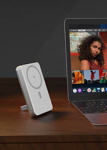 Venta al por mayor de fábrica ROHS Qi2 5000mAh Banco de energí<span class=keywords><strong>a</strong></span> magnética Cargador inalámbrico Uso al aire libre para iPhone y auriculares - Product Image 3