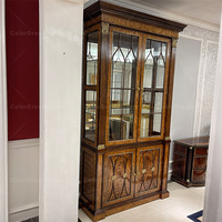 Vitrine de luxe en bois à deux portes avec miroir