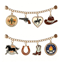 Breloque de chaussure en métal style Western Cowboy, personnalisée en émail, pour chapeau, revolver, botte, décoration culturelle du ranch, souvenir en alliage, vente directe d'usine en gros