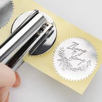 Pince à main en acier à gaufrer avec logo personnalisé 40mm ronde pour cartes en papier en cuir et invitations de mariage