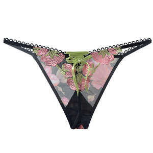 <span class=keywords><strong>Perizoma</strong></span> Francese di <span class=keywords><strong>Alta</strong></span> Qualità con Ricamo Elaborato, Slip a <span class=keywords><strong>Vita</strong></span> Bassa in Rete Traforata, Sexy Tanga in <span class=keywords><strong>Pizzo</strong></span> Floreale - Product Image 5