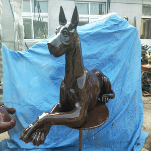 Statues <span class=keywords><strong>de</strong></span> grands chiens <span class=keywords><strong>de</strong></span> type Dogue Allemand et <span class=keywords><strong>de</strong></span> divers animaux, ainsi que des objets d'artisanat métallique, en bronze exquis, conçus sur mesure et les plus vendus. - Product Image 5