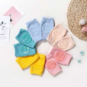 Chaussettes d'été en coton pour bébé avec protection des coudes et des genoux, motif visage souriant, idéales pour la marche et le quatre-pattes - Product Image 5