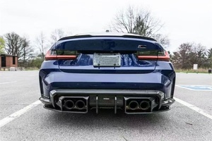 Kit carrosserie en fibre de carbone sèche pour BMW G80 M3, comprenant un diffuseur avant, un spoiler et des jupes latérales style RZ pour G80 M3 - Product Image 5
