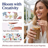 Accessoires de nail art en gros, breloques en résine pour ongles, lot de 50 pièces, couleurs mélangées, breloques 3D en forme de fleur de lys à 5 pétales