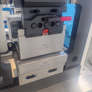 Longbo uốn máy lập trình servo ổ đĩa tất cả các áp lực điện <span class=keywords><strong>3</strong></span> tấn busbar Báo Chí phanh bengingmachine - Product Image 5