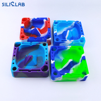 Outil de collecte de fesses de suie sans fumée Accessoires pour fumeurs Cendriers carrés multifonctionnels en silicone Cendrier de poche