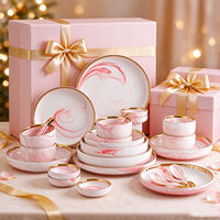 Coffret Cadeau Vaisselle en Céramique à Motif Marbre, Bordure Dorée Luxueuse, Réutilisable pour Fêtes de Famille, Réceptions et Mariages